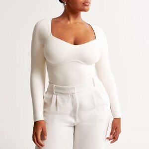 Abercrombie & Fitch Long-Sleeve Sweetheart Sweater Bodysuit